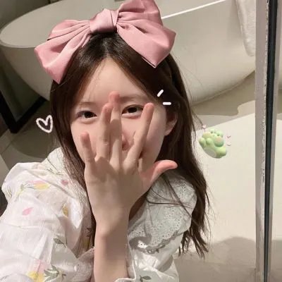 黑夜中的玻璃人偶